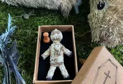 HOODOO - Haunted Voodoo Doll by iNFiNiTi and Mark Traversoni (Gimmicks Not Included)