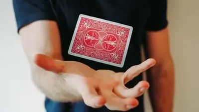 Card Magic – The Complete Course for Beginners by Max H